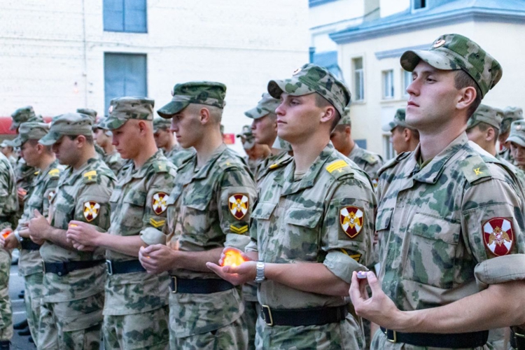 21 июня 2025 года в военном институте состоялась мемориальная акция «Свеча Памяти», посвященная Дню памяти и скорби