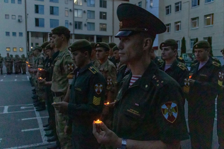 21 июня 2025 года в военном институте состоялась мемориальная акция «Свеча Памяти», посвященная Дню памяти и скорби