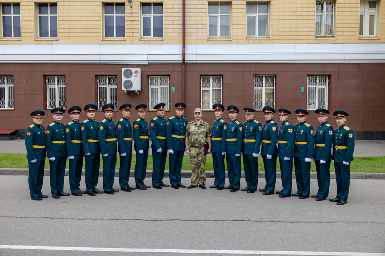 23 июня 2025 года лучшие выпускники военного института приняли участие в приеме Президента Российской Федерации