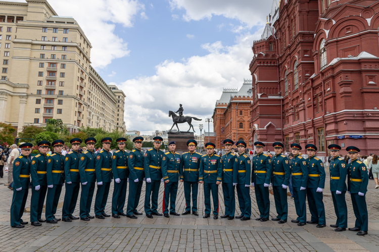 23 июня 2025 года лучшие выпускники военного института приняли участие в приеме Президента Российской Федерации
