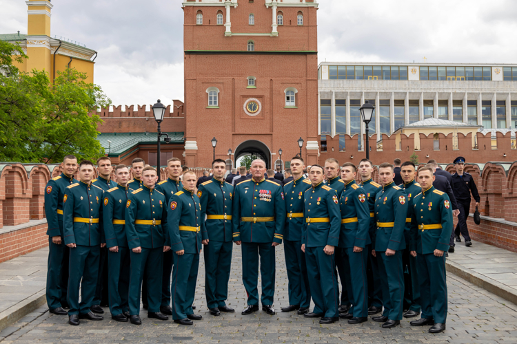 23 июня 2025 года лучшие выпускники военного института приняли участие в приеме Президента Российской Федерации