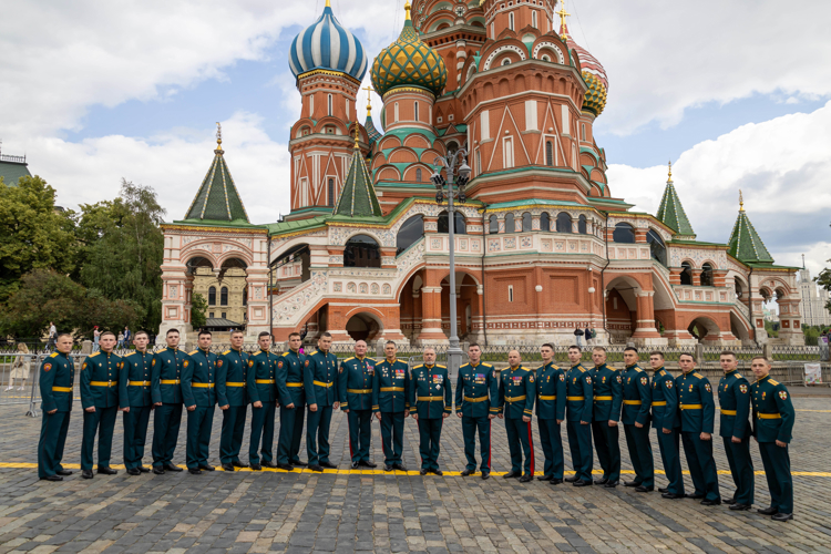 23 июня 2025 года лучшие выпускники военного института приняли участие в приеме Президента Российской Федерации