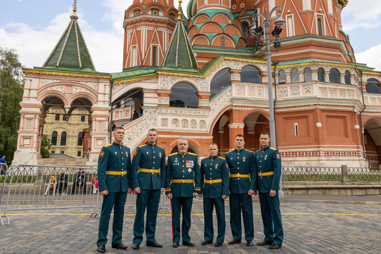 23 июня 2025 года лучшие выпускники военного института приняли участие в приеме Президента Российской Федерации