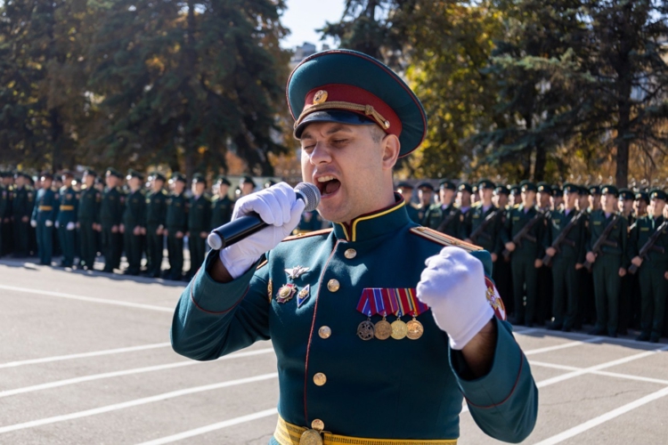 6 сентября 2025 года курсанты Саратовского военного ордена Жукова Краснознаменного института войск национальной гвардии приняли Военную присягу