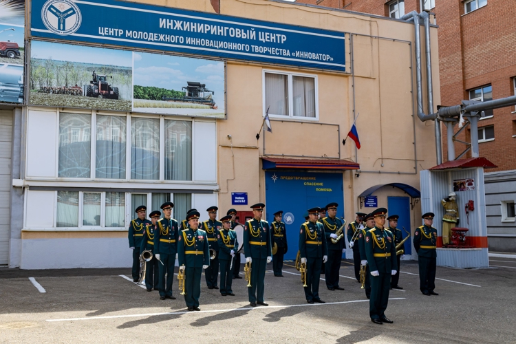 12 сентября 2025 года командование военного института приняло участие в открытии памятной доски