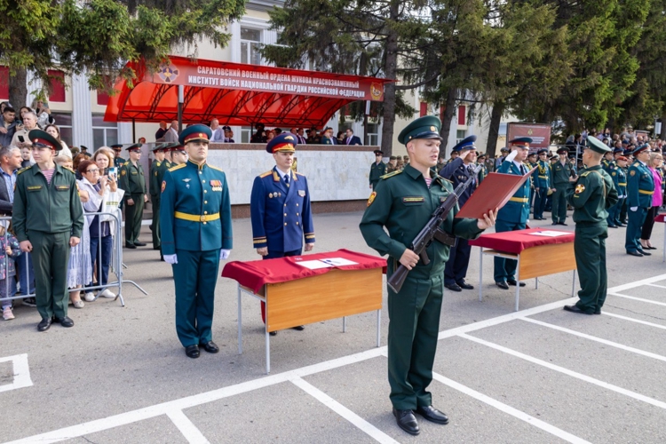 6 сентября 2025 года курсанты Саратовского военного ордена Жукова Краснознаменного института войск национальной гвардии приняли Военную присягу