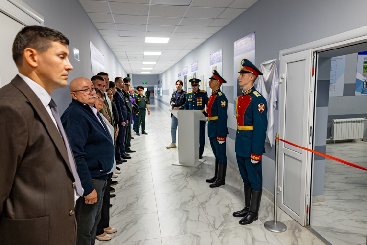12 сентября 2025 года командование военного института приняло участие в открытии памятной доски