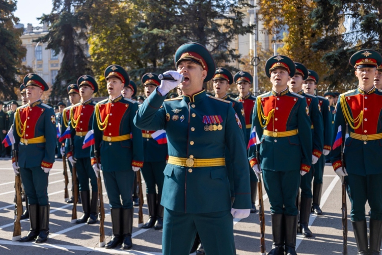6 сентября 2025 года курсанты Саратовского военного ордена Жукова Краснознаменного института войск национальной гвардии приняли Военную присягу