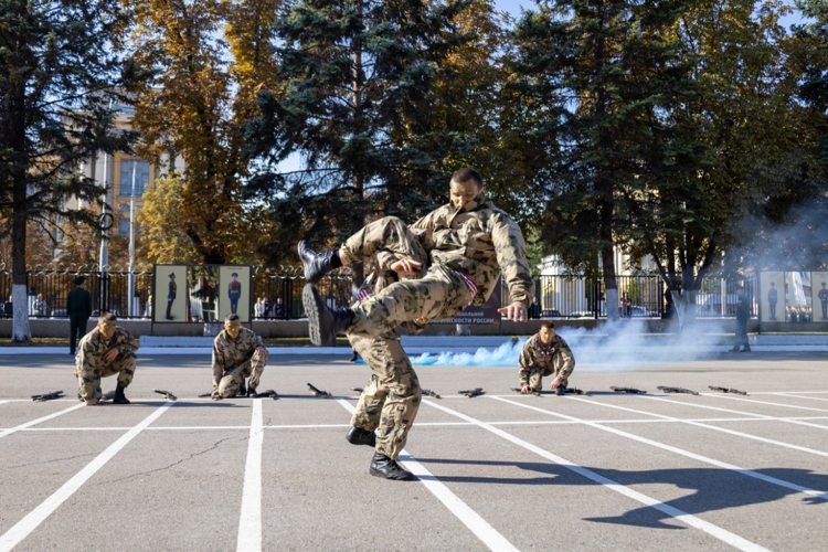 6 сентября 2025 года курсанты Саратовского военного ордена Жукова Краснознаменного института войск национальной гвардии приняли Военную присягу