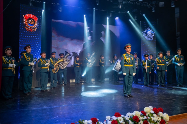 24 октября 2025 года начальник военного института поздравил Саратовский государственный технический университет имени Гагарина Ю. А.