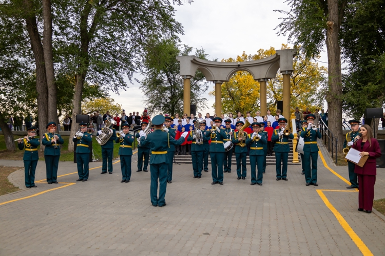 20 сентября 2025 года военнослужащие военного института приняли участие в «Покровских вечерах»