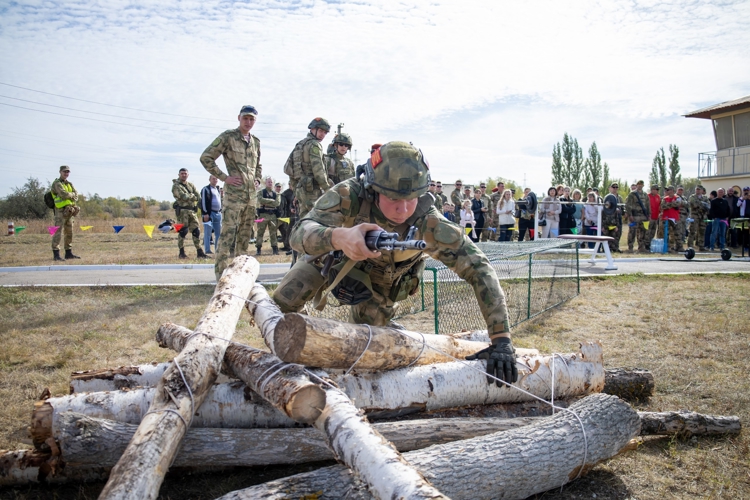 19 сентября 2025 года в военном институте состоялся открытый турнир по пауэртлону