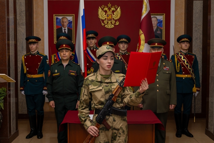 12 ноября 2025 года в военном институте состоялась торжественная церемония приведения к Военной присяге