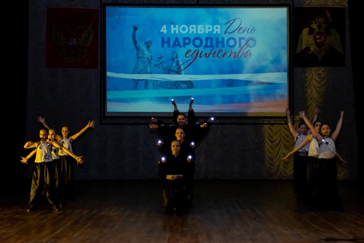 6 ноября 2025 года в военном институте состоялся праздничный концерт