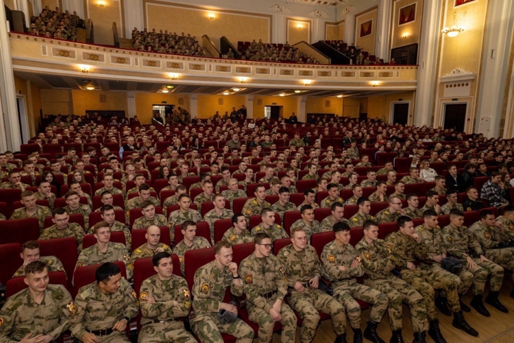 19 декабря 2025 года в военном институте разыграли кубок КВН среди курсантов
