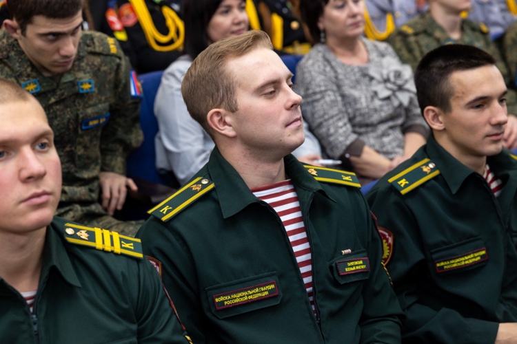 4 декабря 2025 года военнослужащие военного института приняли участие в межрегиональном патриотическом форуме