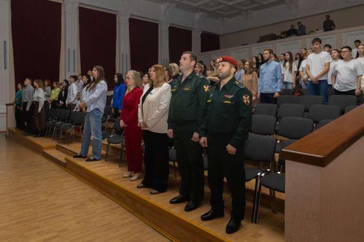 5 декабря 2025 года военный институт наградили благодарственным письмом за работу с «Движением Первых»
