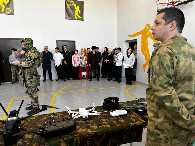 23 и 24 декабря военнослужащие военного института посетили школы-интернаты
