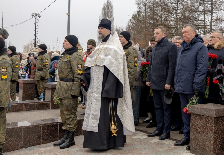 9 декабря 2025 года личный состав военного института принял участие в церемонии занесения имен военных, погибших на специальной военной операции