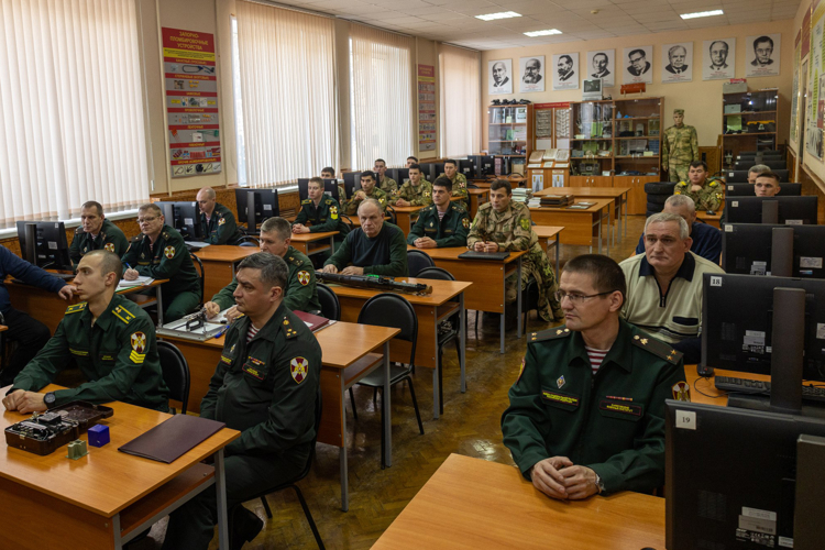 24 декабря 2025 года в военном институте прошло расширенное заседание комиссии по изобретательству и рационализаторству 