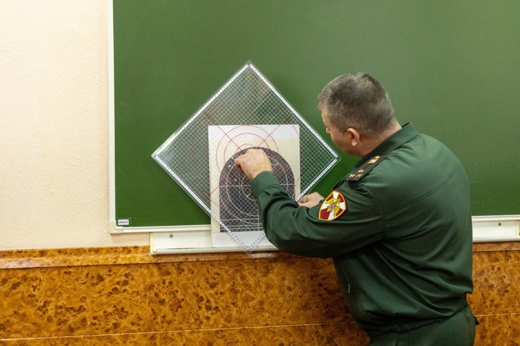 24 декабря 2025 года в военном институте прошло расширенное заседание комиссии по изобретательству и рационализаторству 