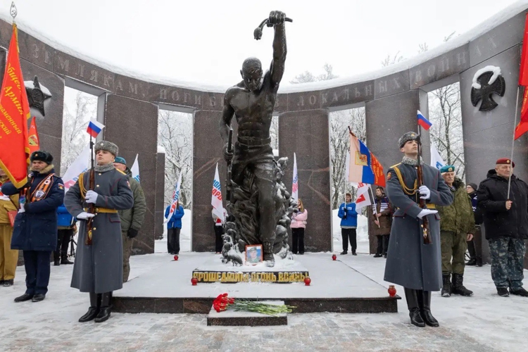 15 февраля 2026 года военнослужащие военного института почтили память воинов-интернационалистов