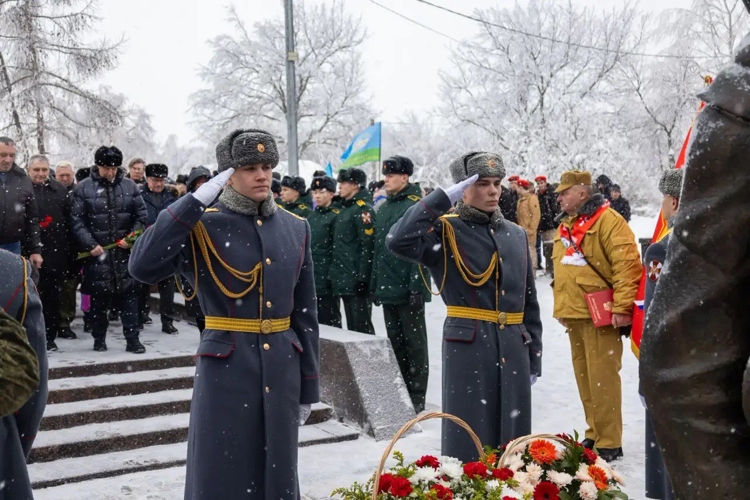 15 февраля 2026 года военнослужащие военного института почтили память воинов-интернационалистов
