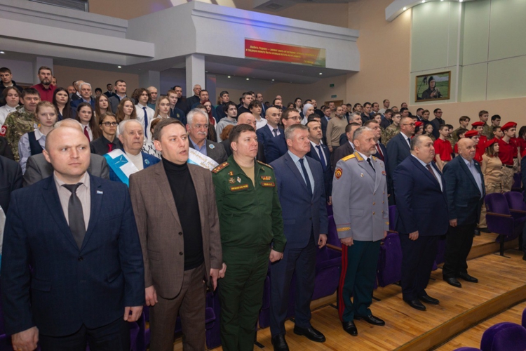 19 февраля 2026 года военнослужащие военного института приняли участие в концерте