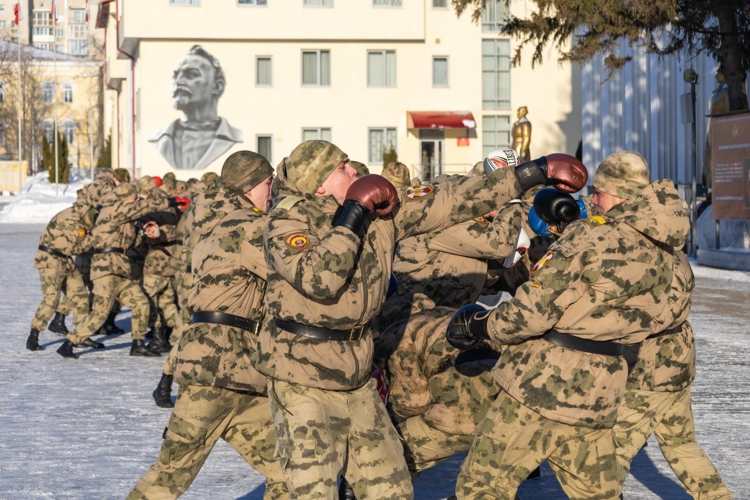 22 февраля 2026 года военнослужащие военного института приняли участие во всероссийской акции «Быть здоровым — это модно»