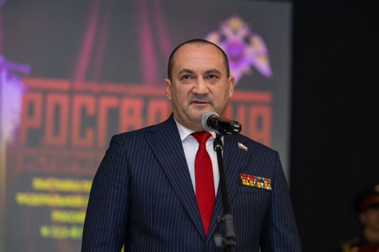 29 января 2026 года военнослужащие военного института приняли участие в открытии масштабной мультимедийной выставки «Росгвардия. История и современность»