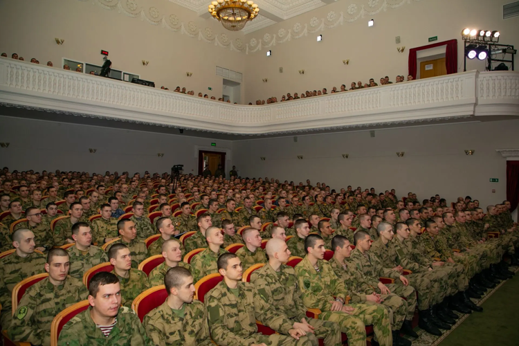 12 февраля 2026 года начальник военного института провел беседу с военнослужащими по призыву в ОДОН им. Ф.З. Дзержинского