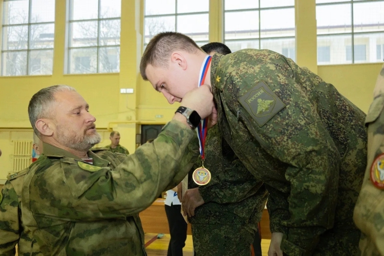7 февраля 2026 года в военном институте прошел чемпионат по военно-прикладному спорту