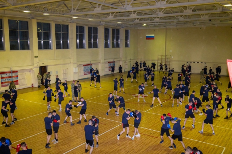 5 февраля 2026 года в военном институте проведен мастер-класс по боксу