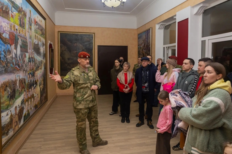 16 марта 2026 года военный институт с экскурсией посетила команда Ярослава Запашного  