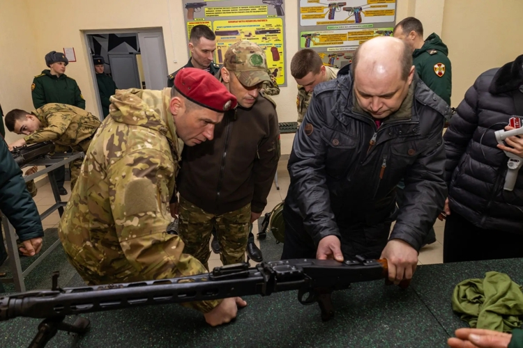 19 марта 2026 года военный институт посетила делегация внутренних войск Республики Беларусь  