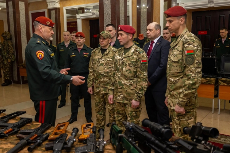 19 марта 2026 года военный институт посетила делегация внутренних войск Республики Беларусь  