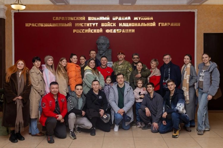 16 марта 2026 года военный институт с экскурсией посетила команда Ярослава Запашного  