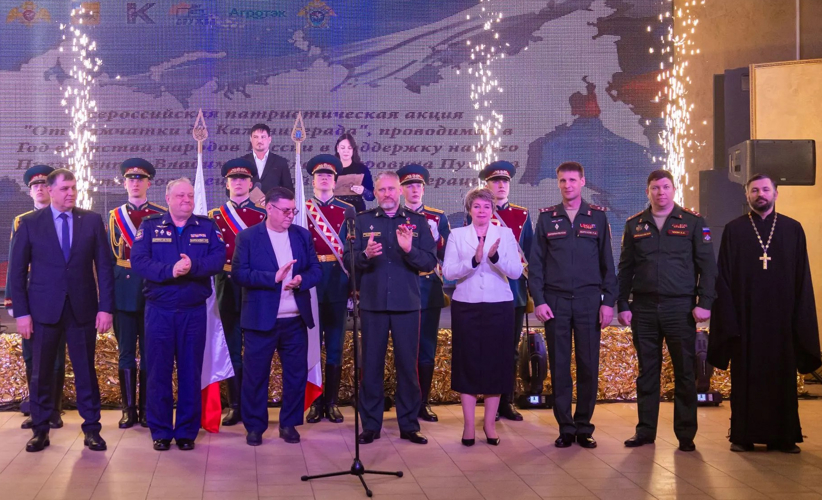 23 апреля 2026 года военнослужащие военного института приняли участие в Офицерском бале