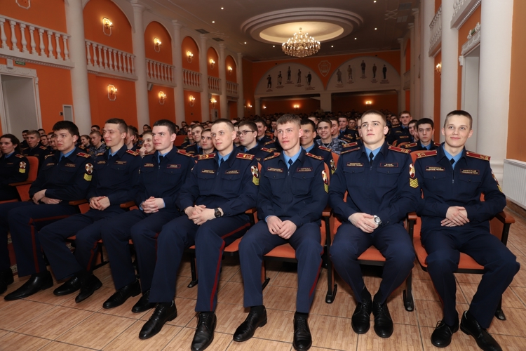 13 апреля 2026 года начальник военного института провёл беседу с кадетами Пермского президентского кадетского училища