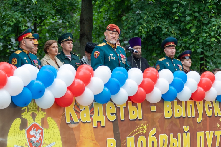 27 мая 2026 года начальник военного института принял участие в последнем звонке 