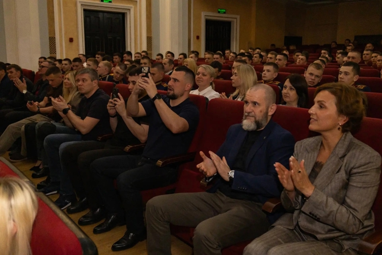15 мая 2026 года в военном институте состоялся концерт MK 5.45, 7.62 и Романа Метум  