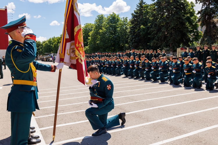 27 июня 2026 года в военном институте состоялся выпуск молодых офицеров.