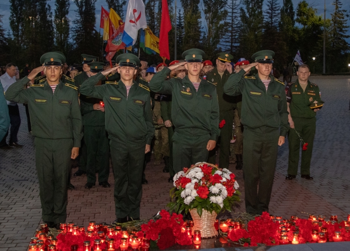22 июня 2026 года военнослужащие военного института приняли участие в акции «Свеча памяти»  