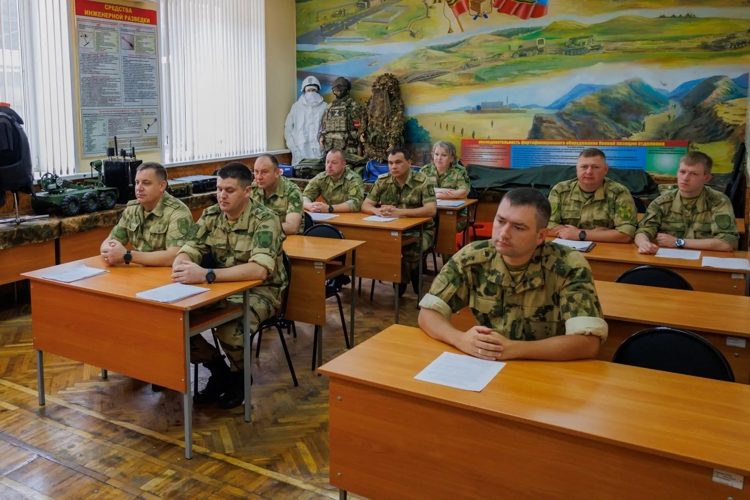 30 июня 2026 года в военном институте состоялось торжественное вручение удостоверений о повышении квалификации 