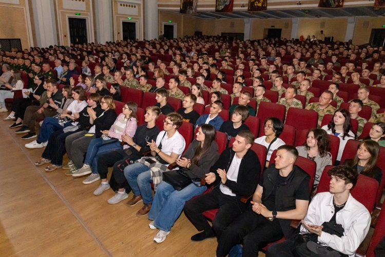 2 июня 2026 года в военном институте проведен праздничный концерт, посвященный Дню России  