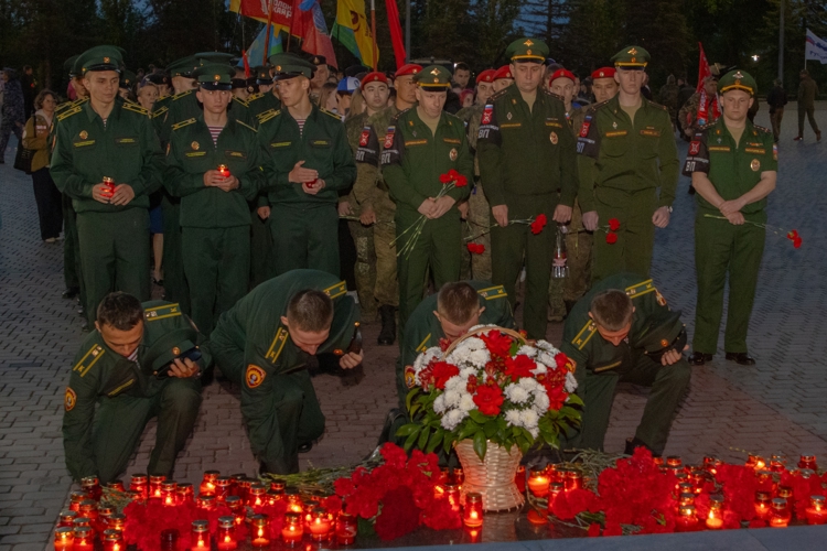 22 июня 2026 года военнослужащие военного института приняли участие в акции «Свеча памяти»  