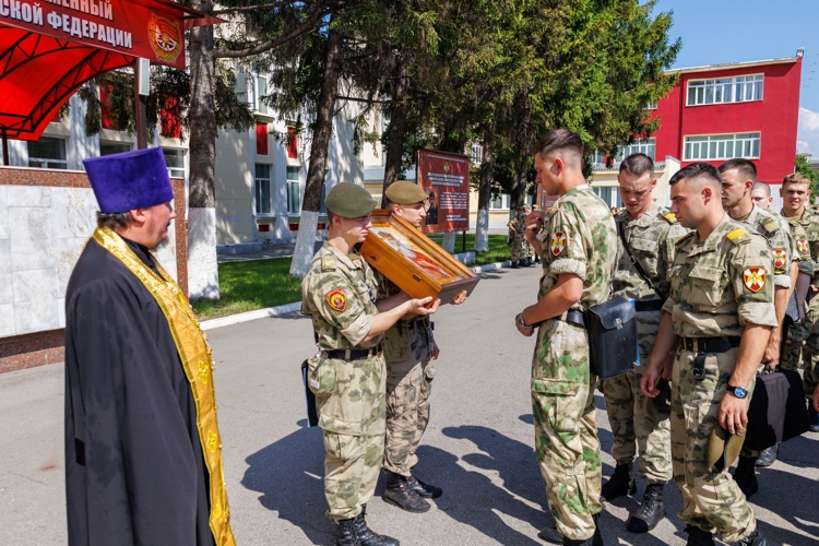 28 июля 2026 года в военном институте организована беседа и праздничный молебен  