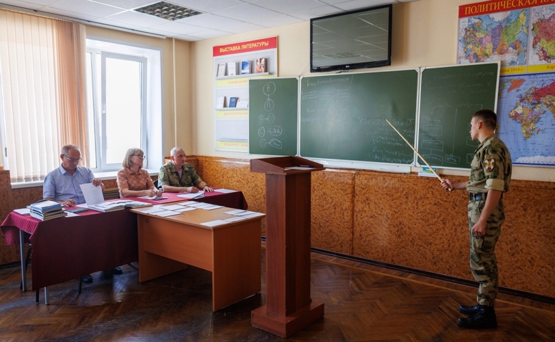 Курсанты военного института успешно сдали экзамен по философии 📚👨🏼‍🎓