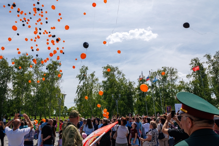 2 июля 2026 года военнослужащие военного института приняли участие в церемонии занесения имен погибших воинов