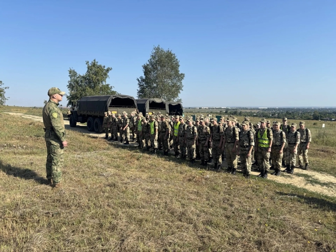 🎯 В военном институте началась общевойсковая подготовка с курсантами 1 курса